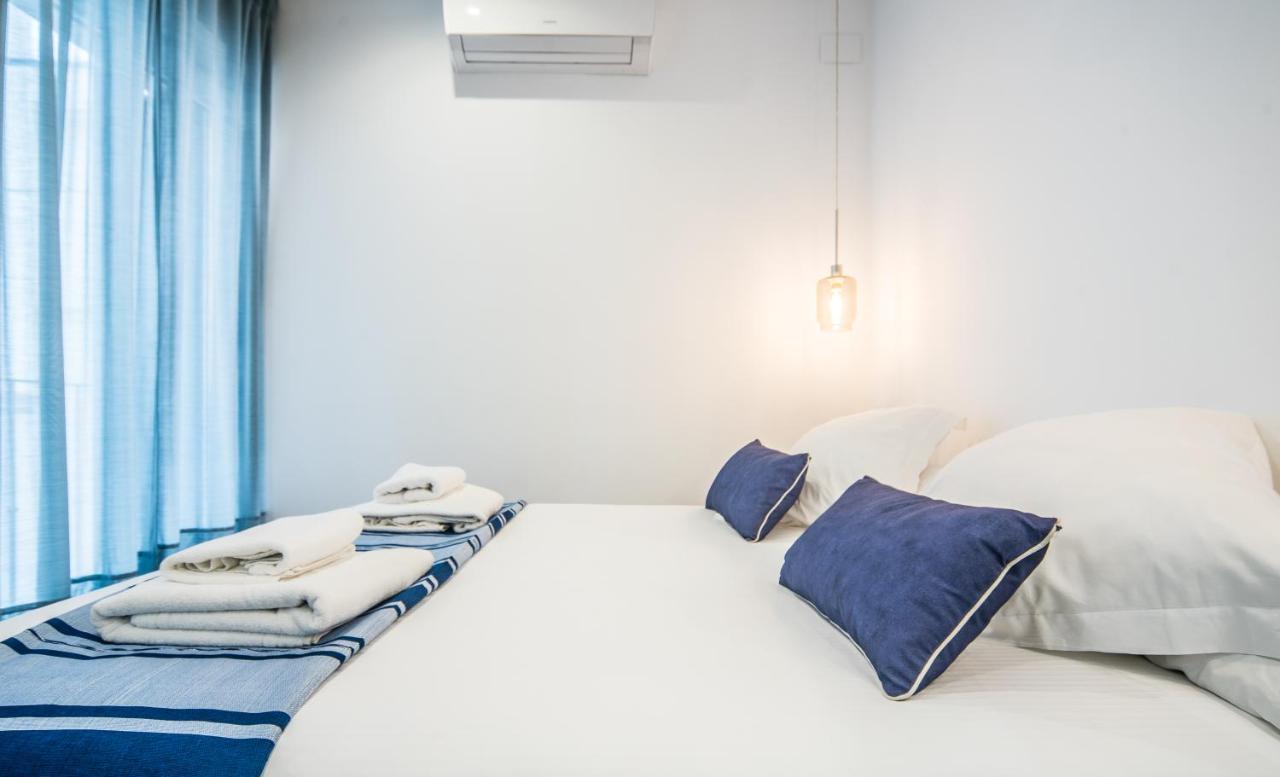 Rey De Sevilla Flats - Duplex Museo Экстерьер фото