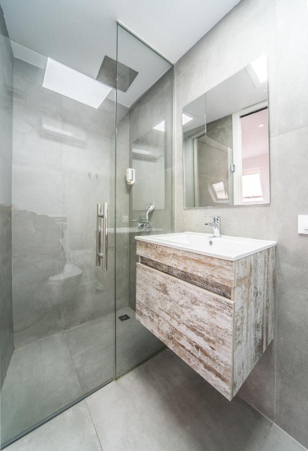 Rey De Sevilla Flats - Duplex Museo Экстерьер фото