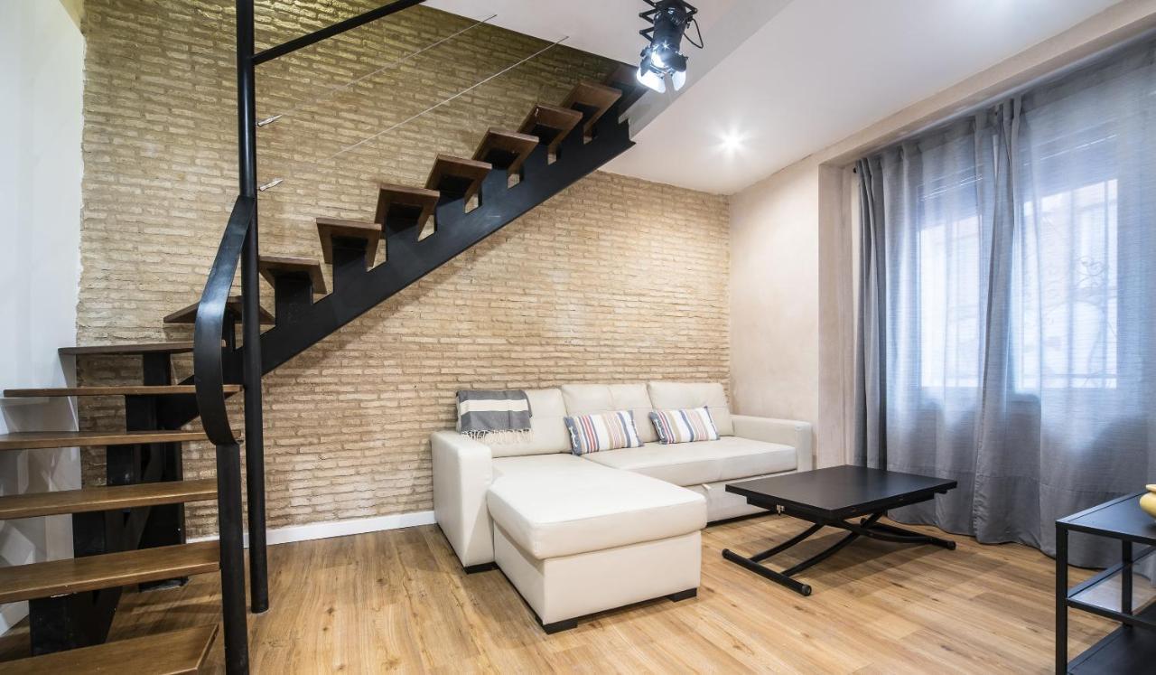 Rey De Sevilla Flats - Duplex Museo Экстерьер фото