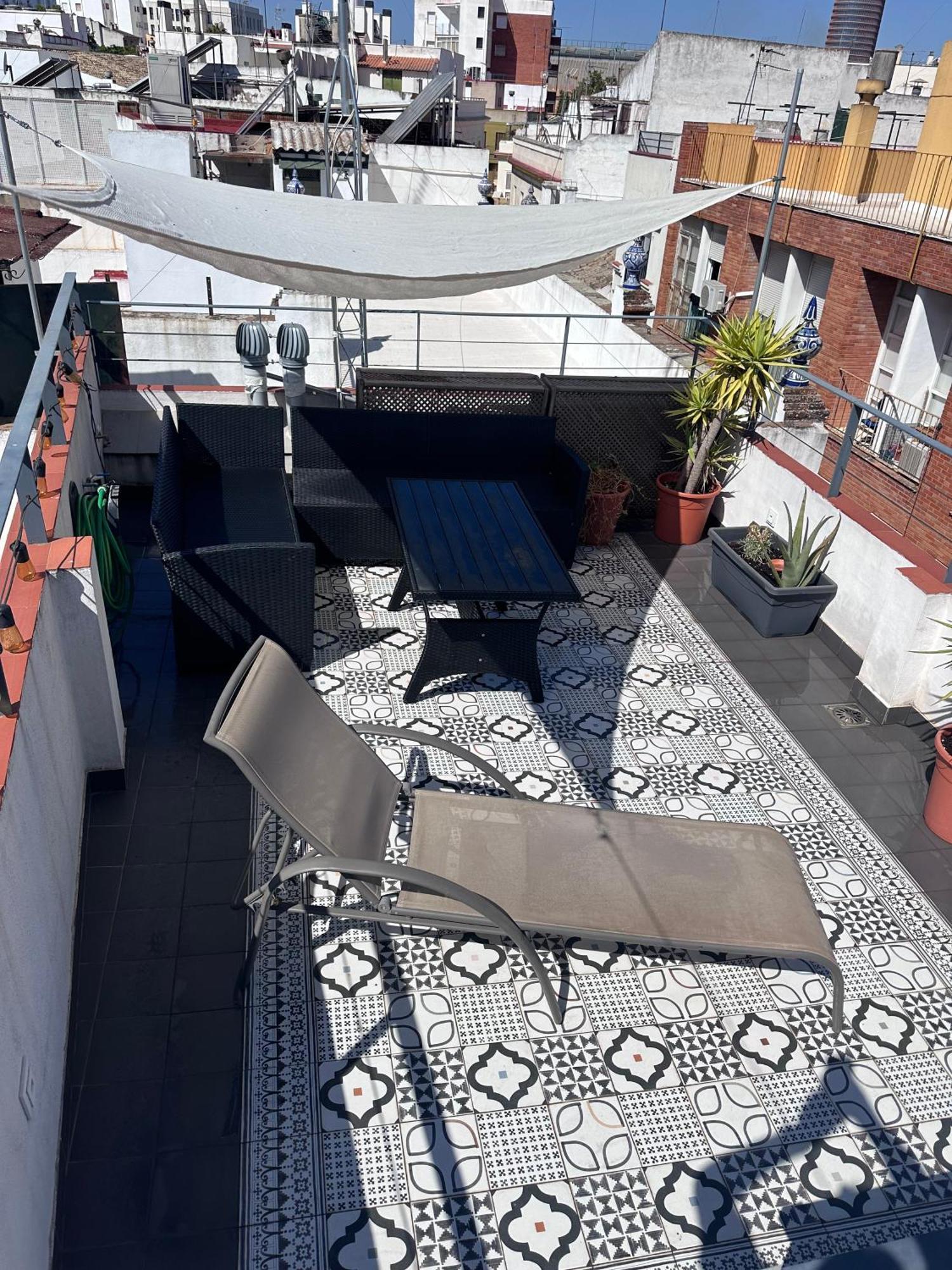 Rey De Sevilla Flats - Duplex Museo Экстерьер фото